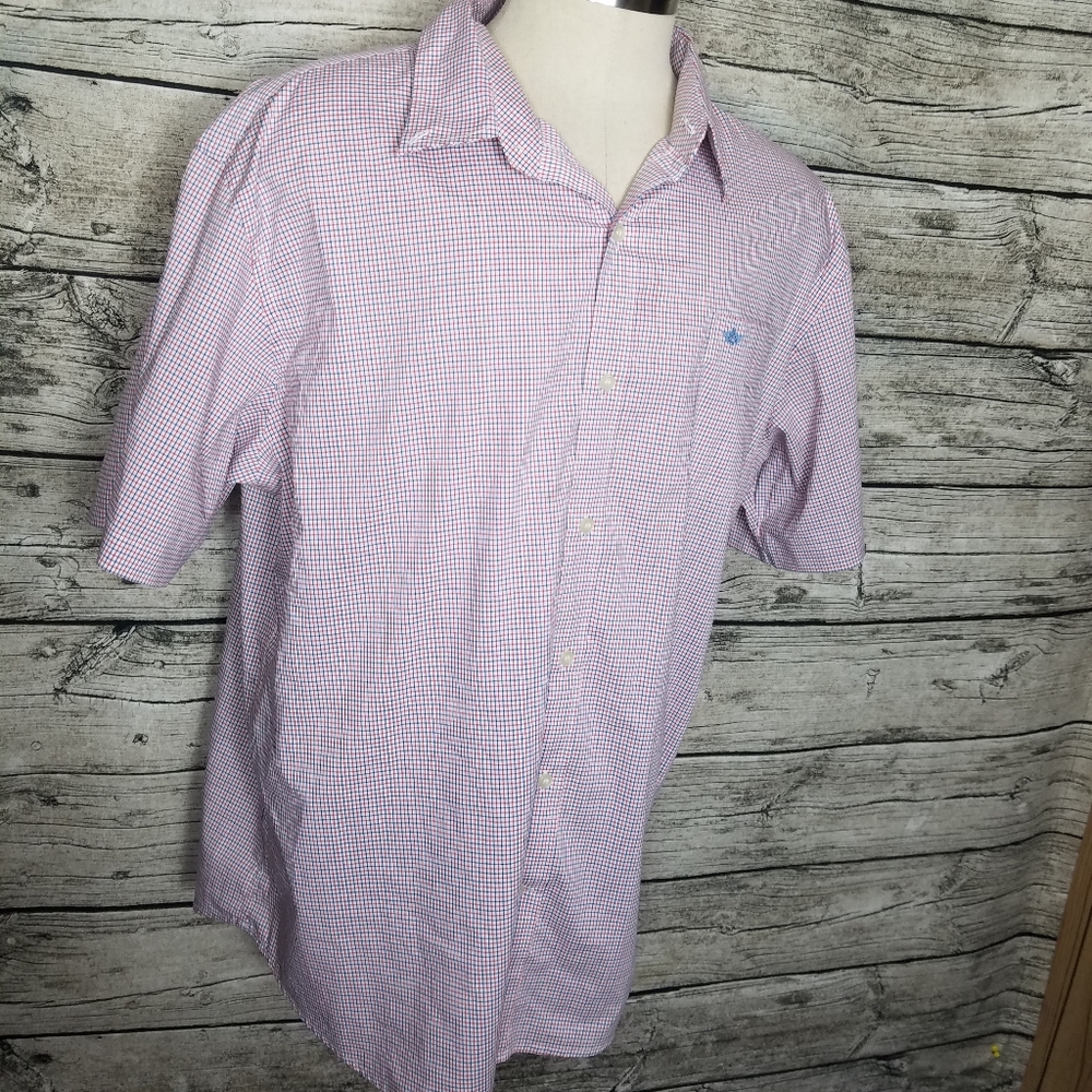 Dockers Button Down Shirt Size XXL.Pit to pit approx:  27.5 inches Right shou